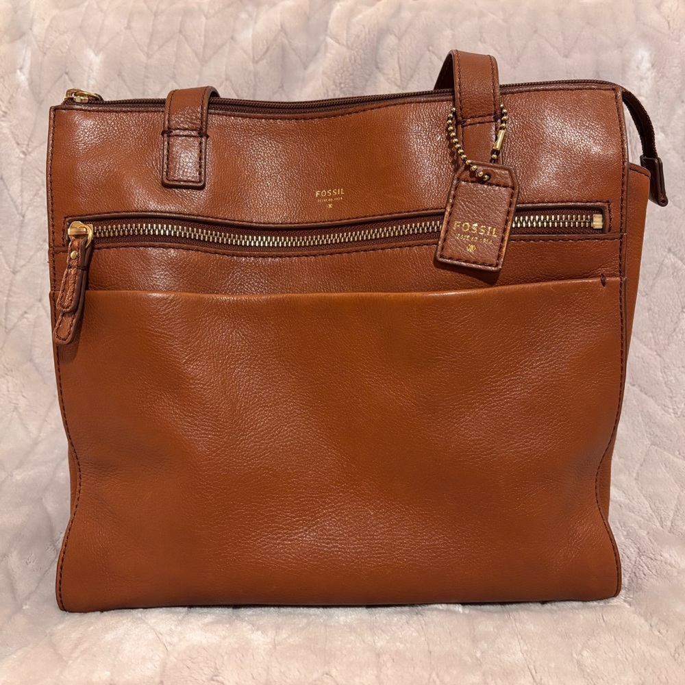 Women’s Fossil Tan Leather Hand Bag